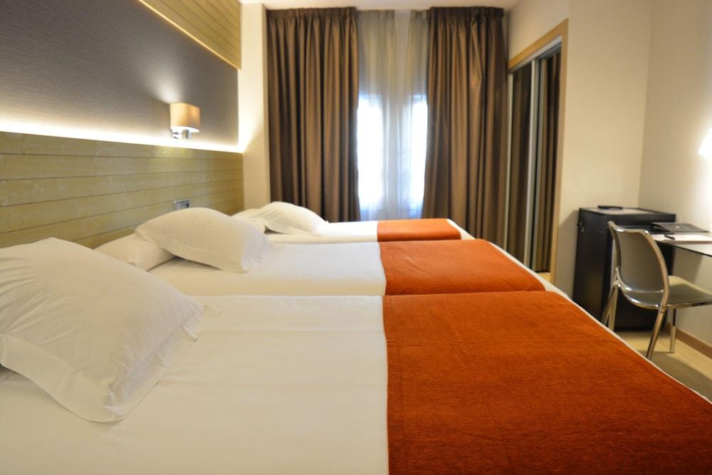 Hotel Avenida A Coruña Kültér fotó